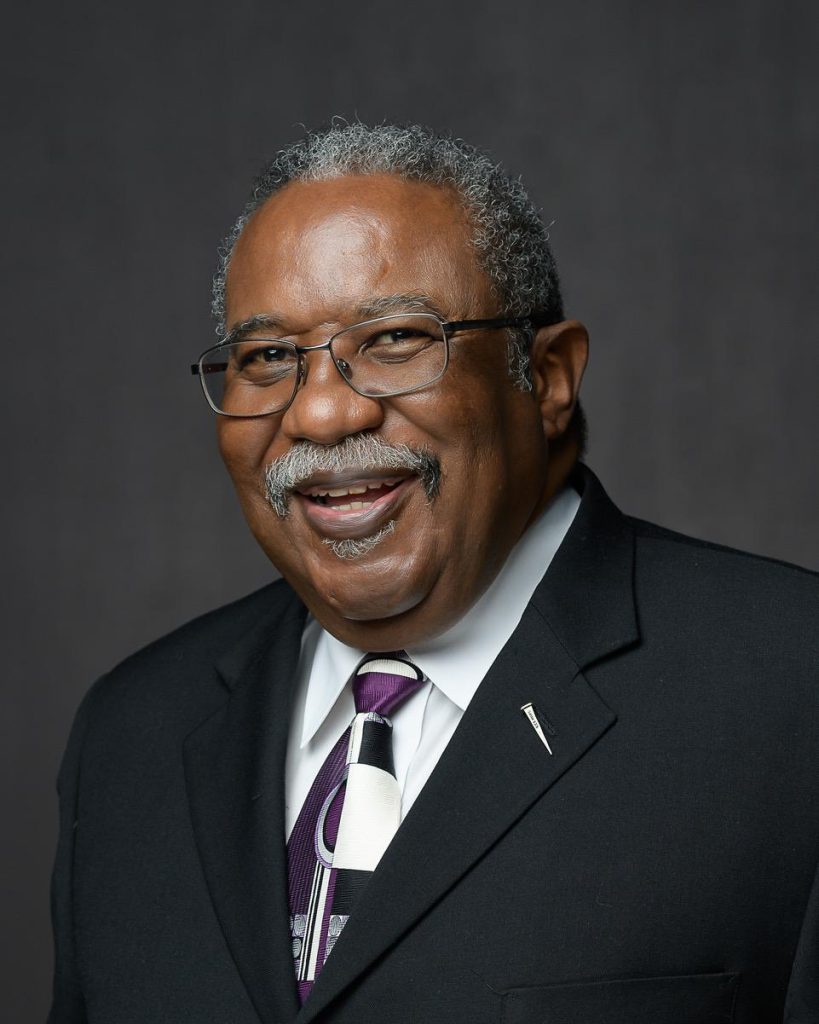 Robert E. Edwards II